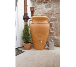 Antyczny zbiornik na deszczówkę Helena