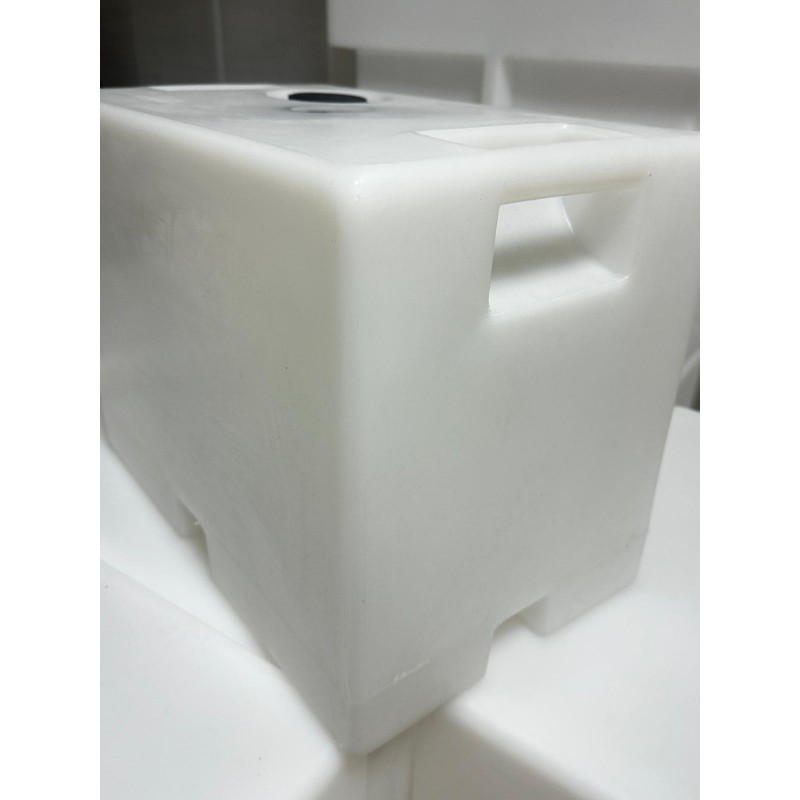 25 liters 25x25x50 with handles