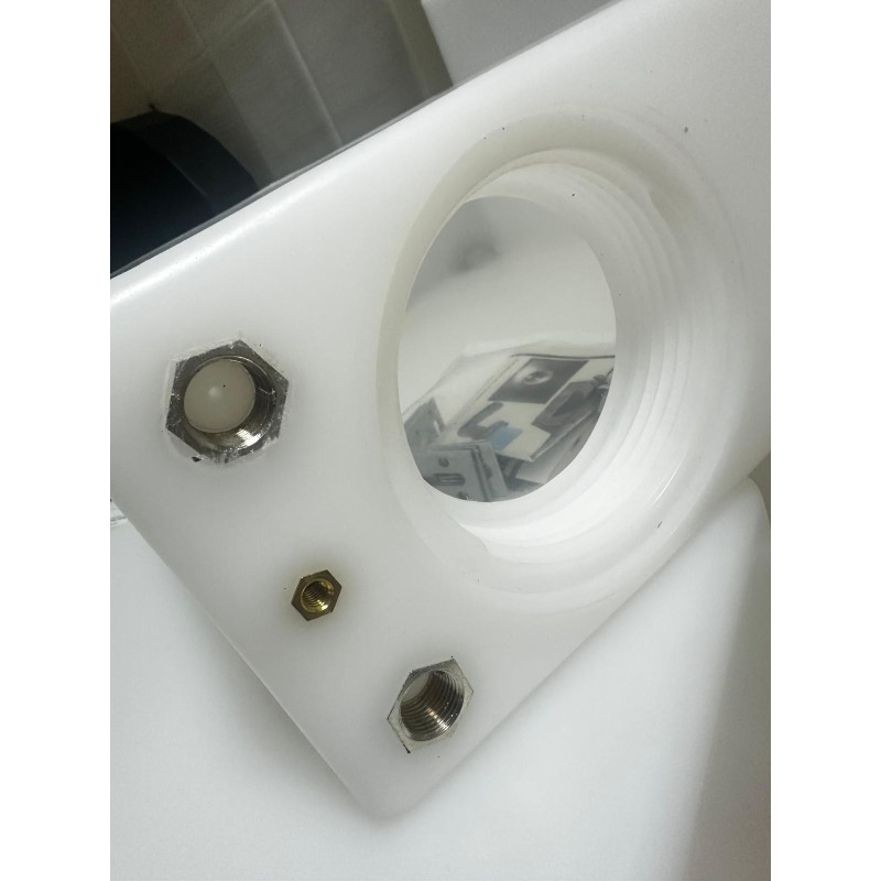 31 litre standing tank for camper for drinking water