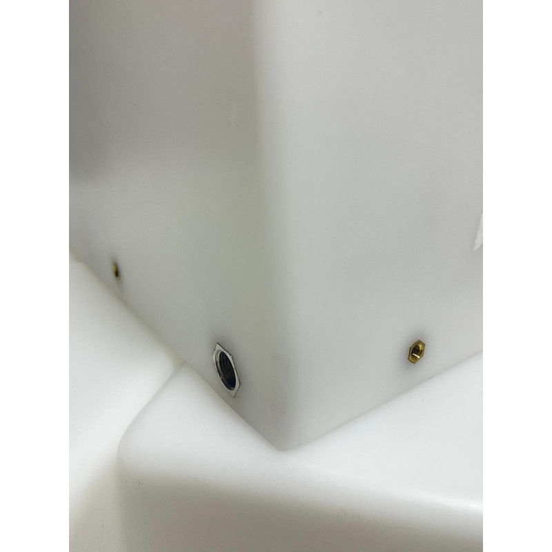 31 litre standing tank for camper for drinking water