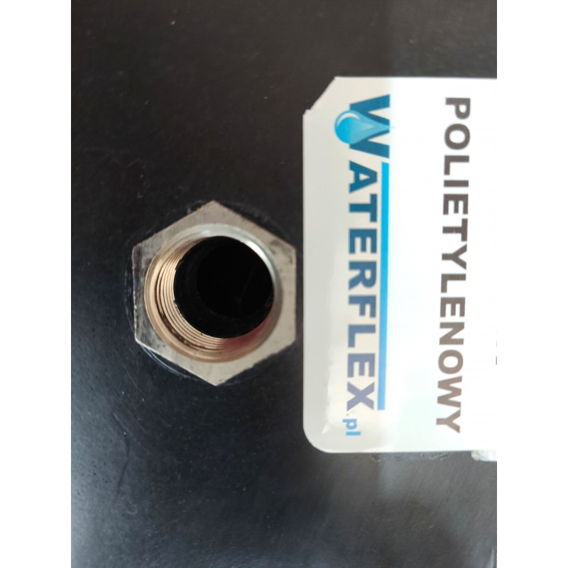 57 liter tank for the wheel arch