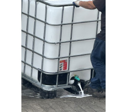 Zbiornik mauzer 1000 litrow plastik duza pokrywka waterflex